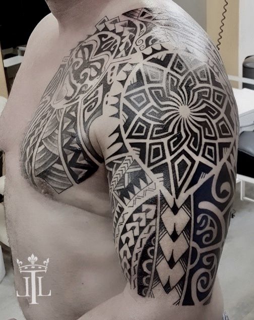 Maori Tattoo Tattoo Studio Bern Lebende Legend Tattoo